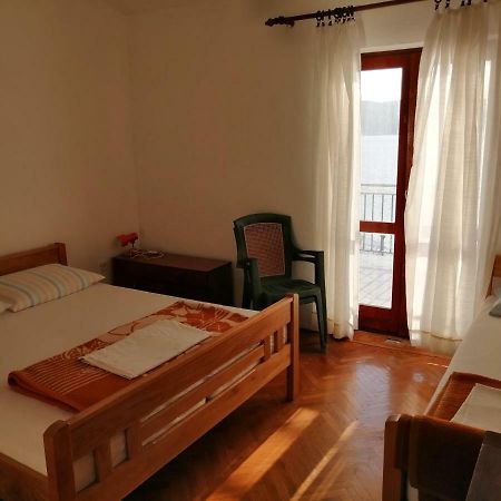 Apartmani Marin Селине Екстериор снимка