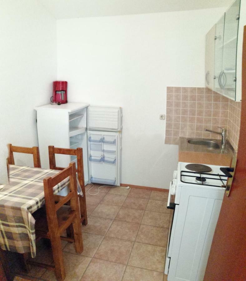 Apartmani Marin Селине Екстериор снимка