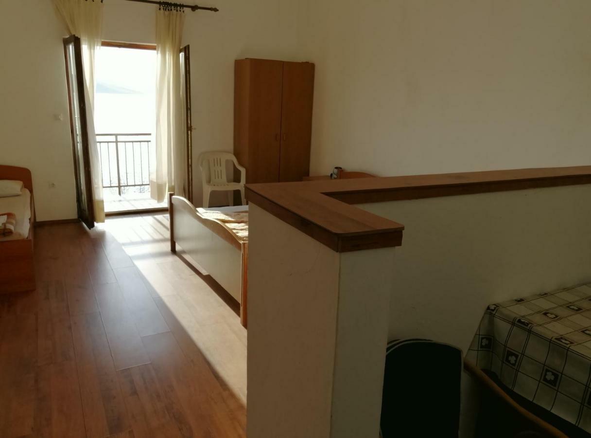 Apartmani Marin Селине Екстериор снимка
