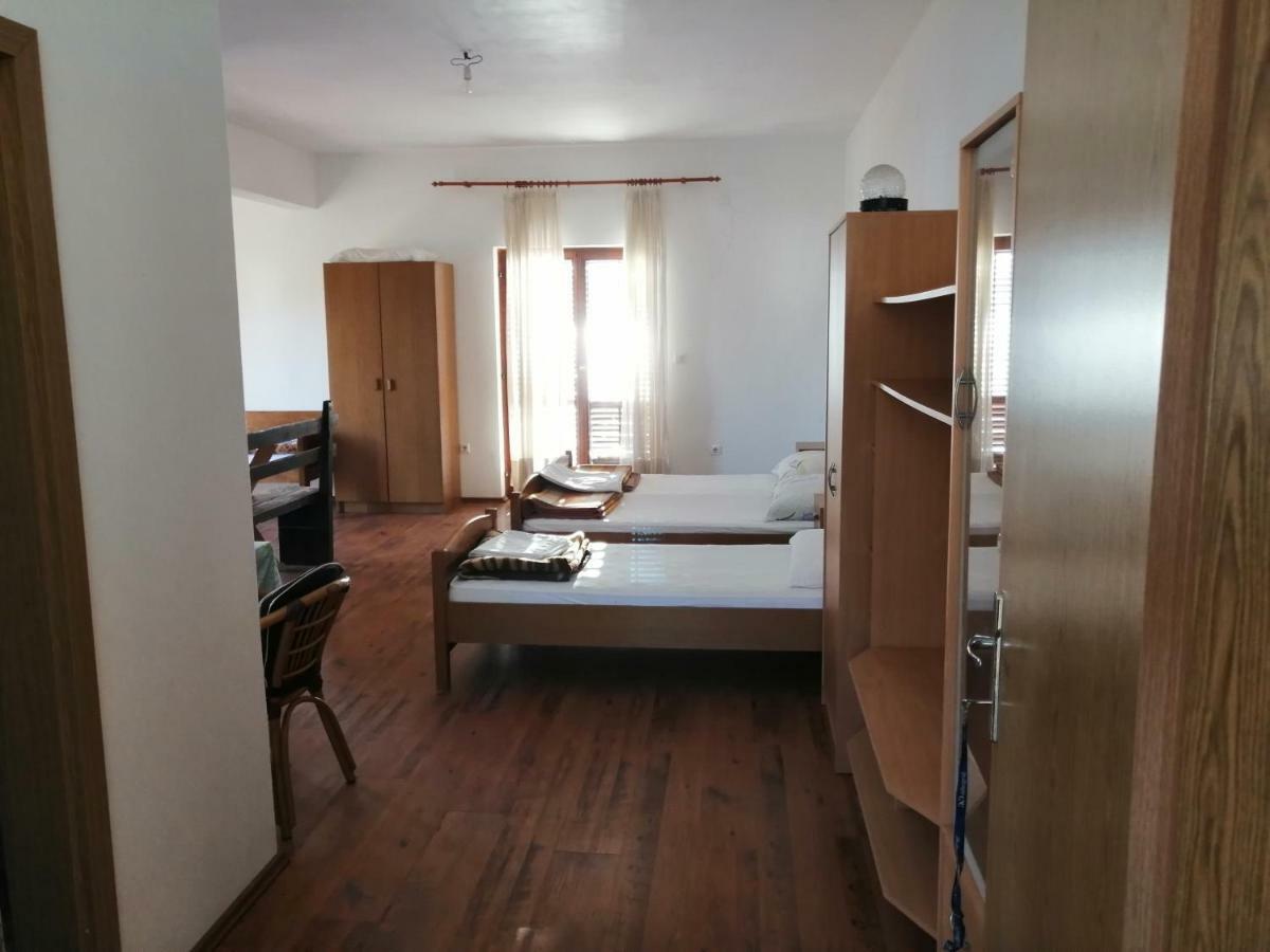 Apartmani Marin Селине Екстериор снимка